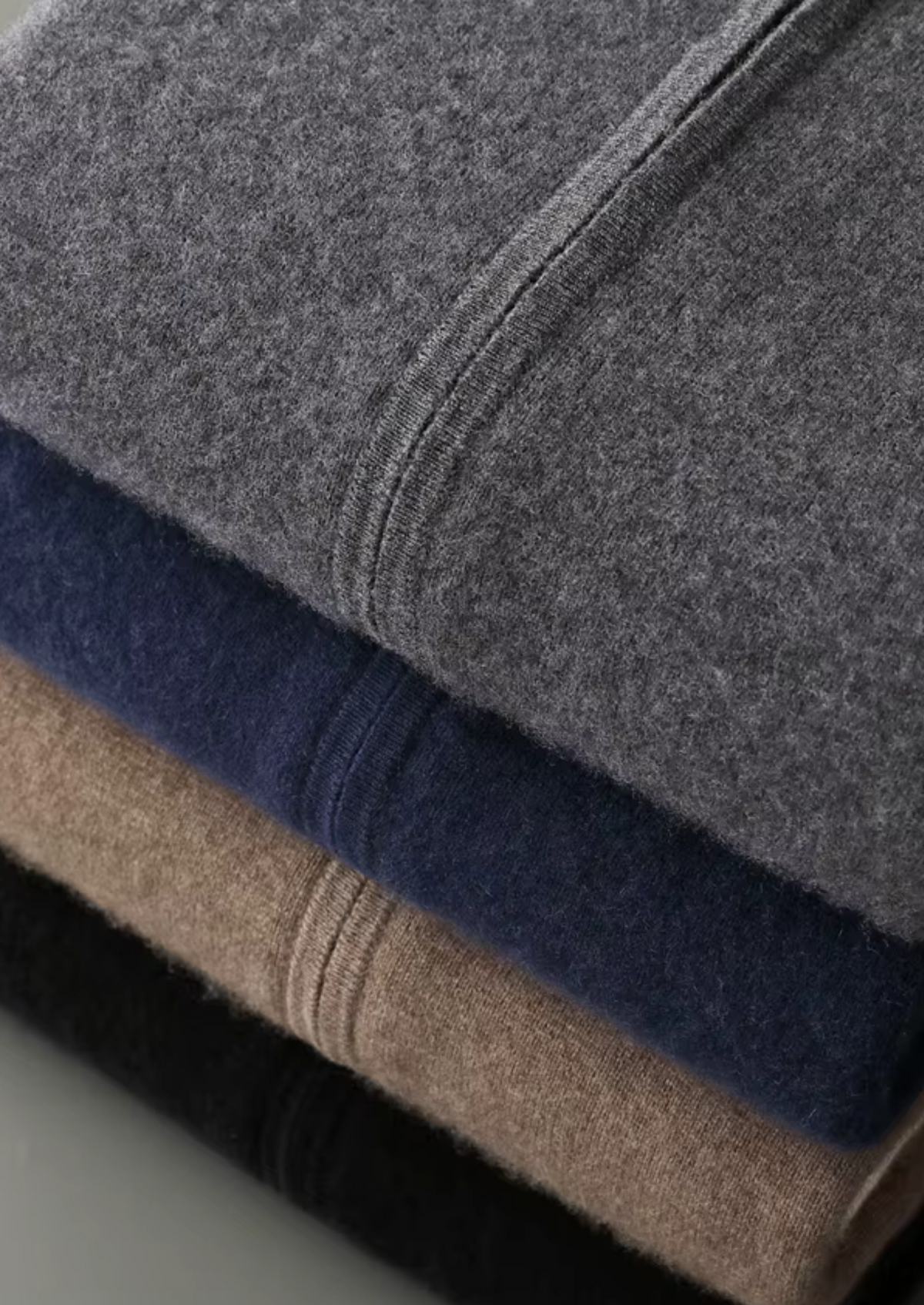 Set Damien in Merino Extra-Fine Grigio Scuro