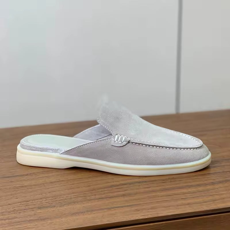 Mule da yacht bianco