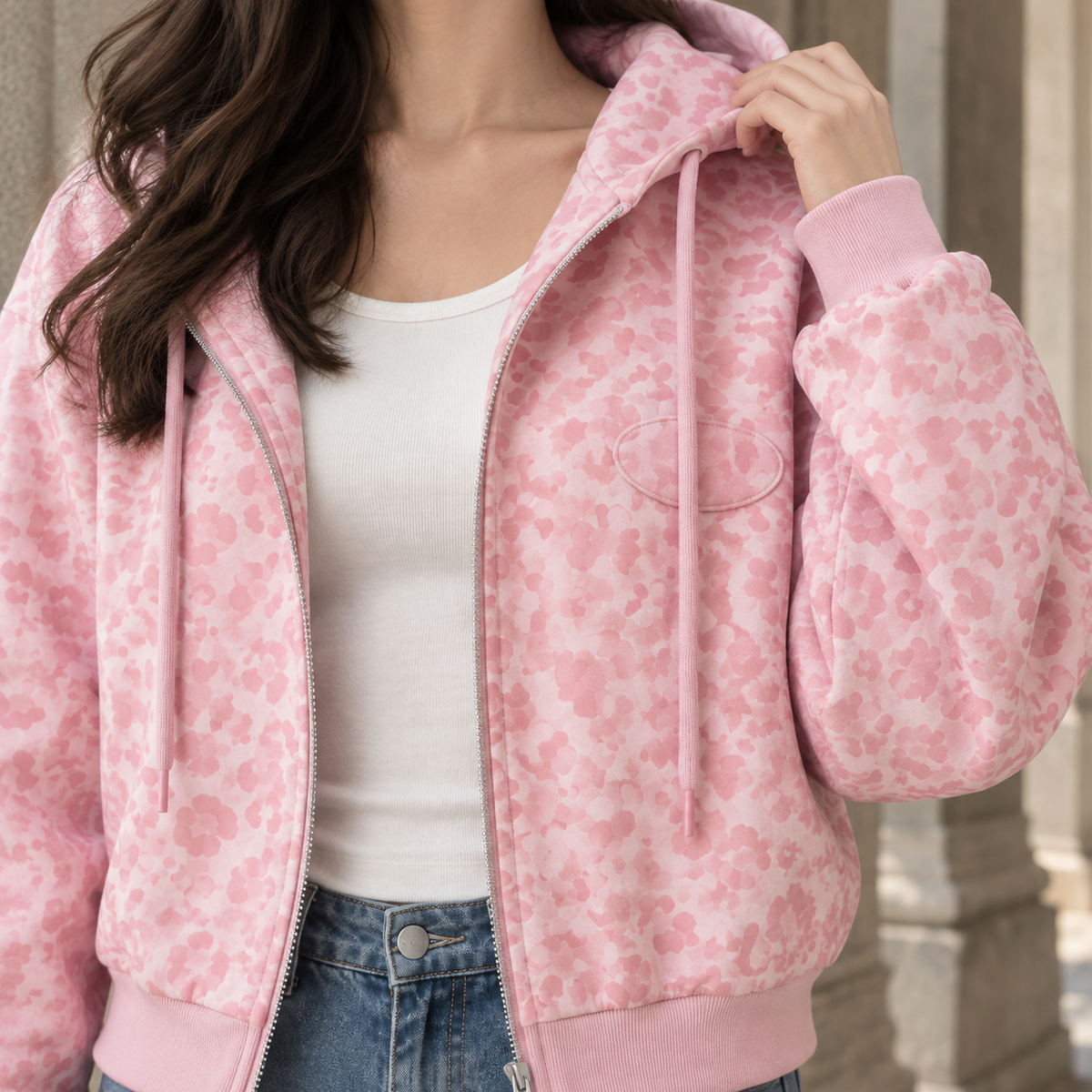 Nerina | Giacca Corta con Cappuccio e Zip a Stampa Rosa