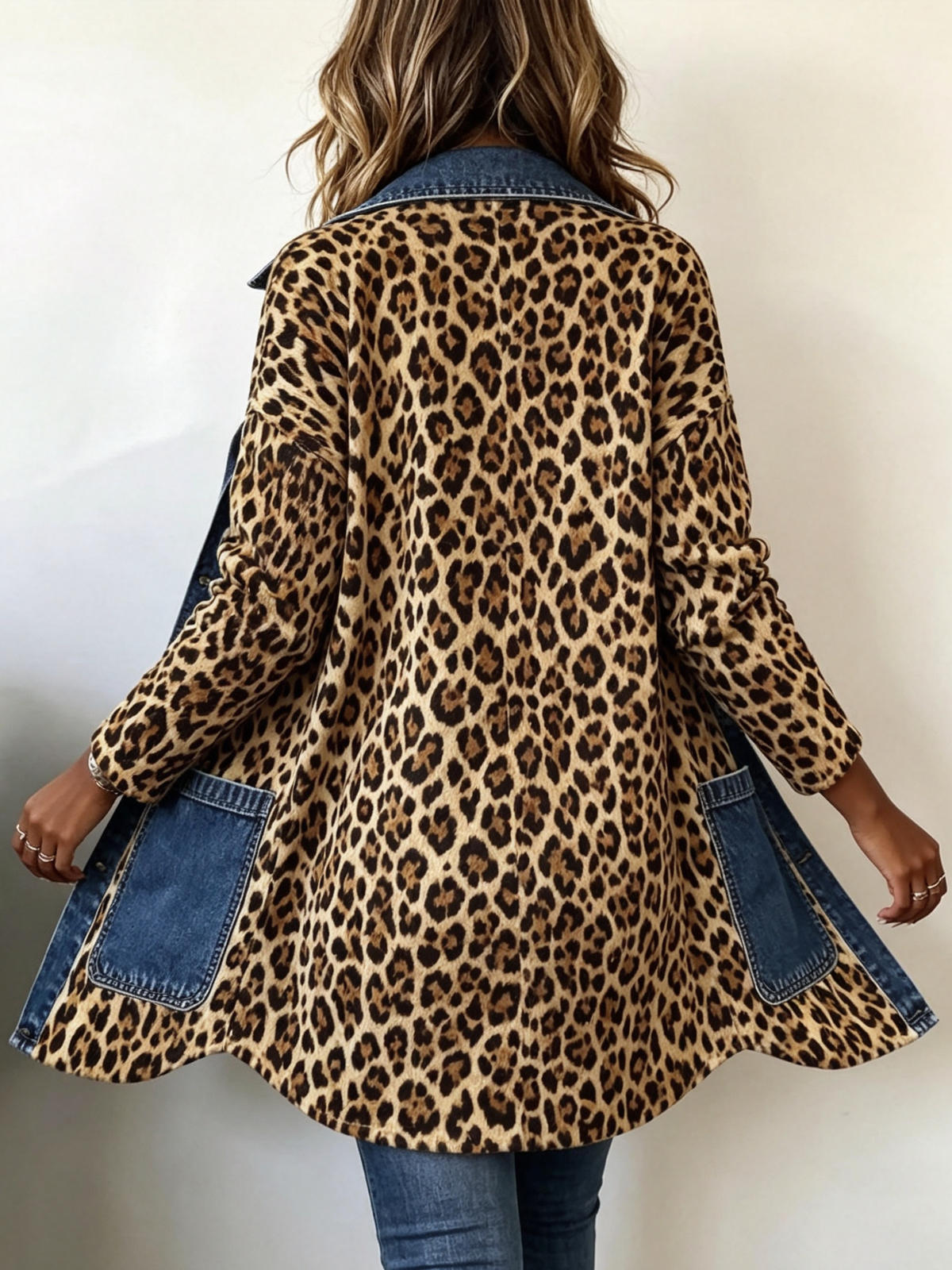 Regina™ | Giacca lunga con stampa leopardata