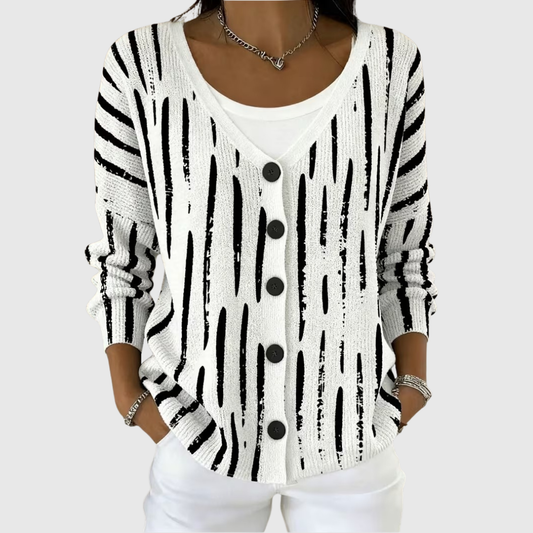 Cardigan Comodo in Maglia con Bottoni