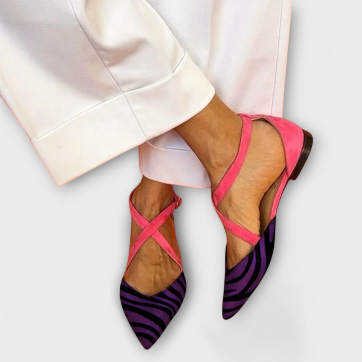 Fenna™ | Pantofole con Fibbia