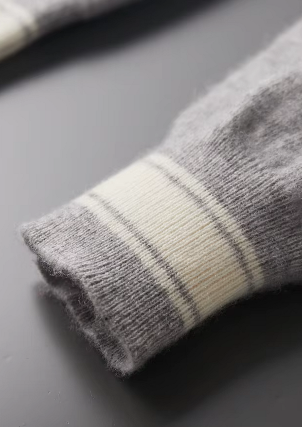 Set da tempo libero in cashmere grigio chiaro premium