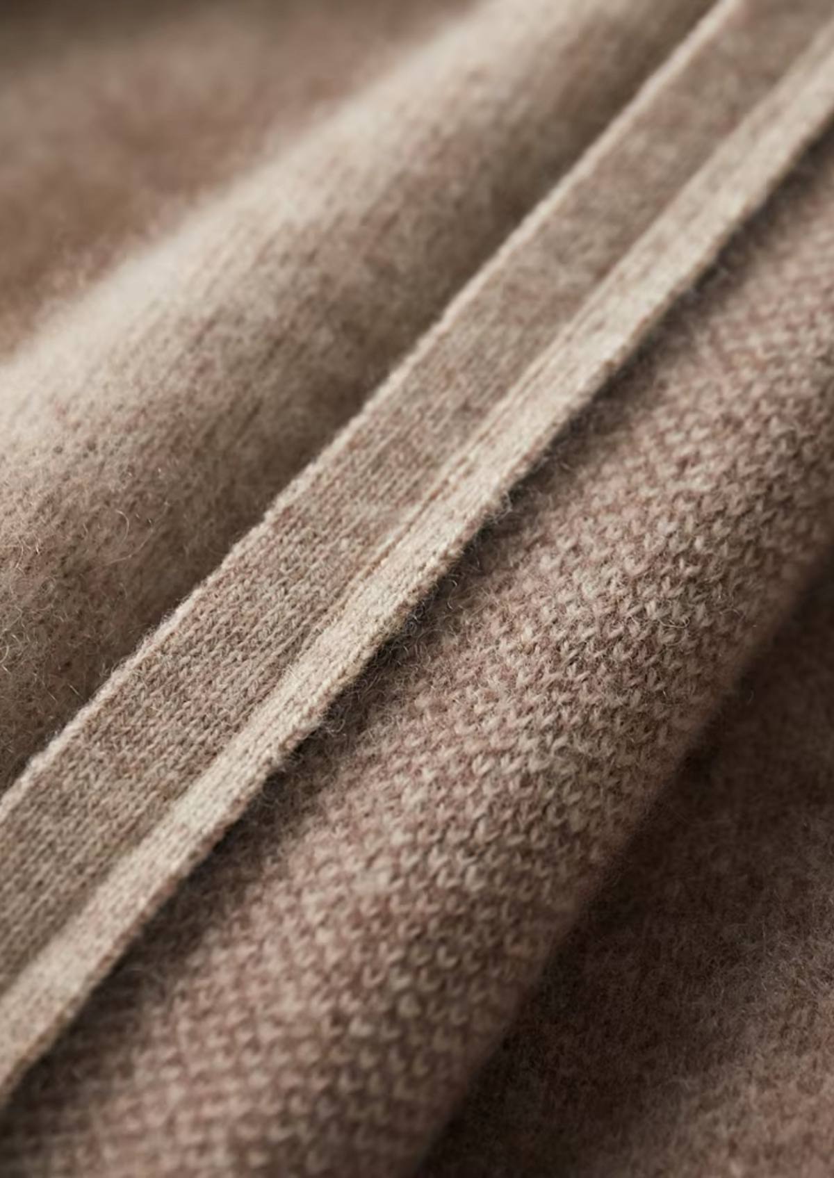 Set da tempo libero in Cashmere Premium Sand Torino