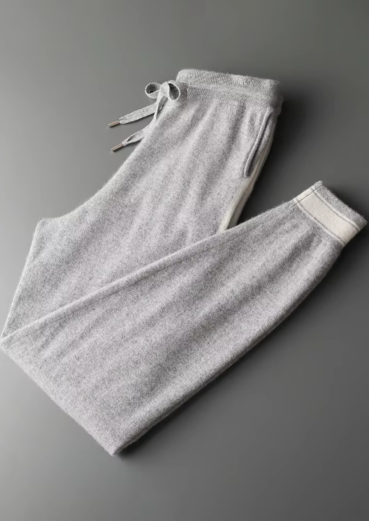 Set da tempo libero in cashmere grigio chiaro premium