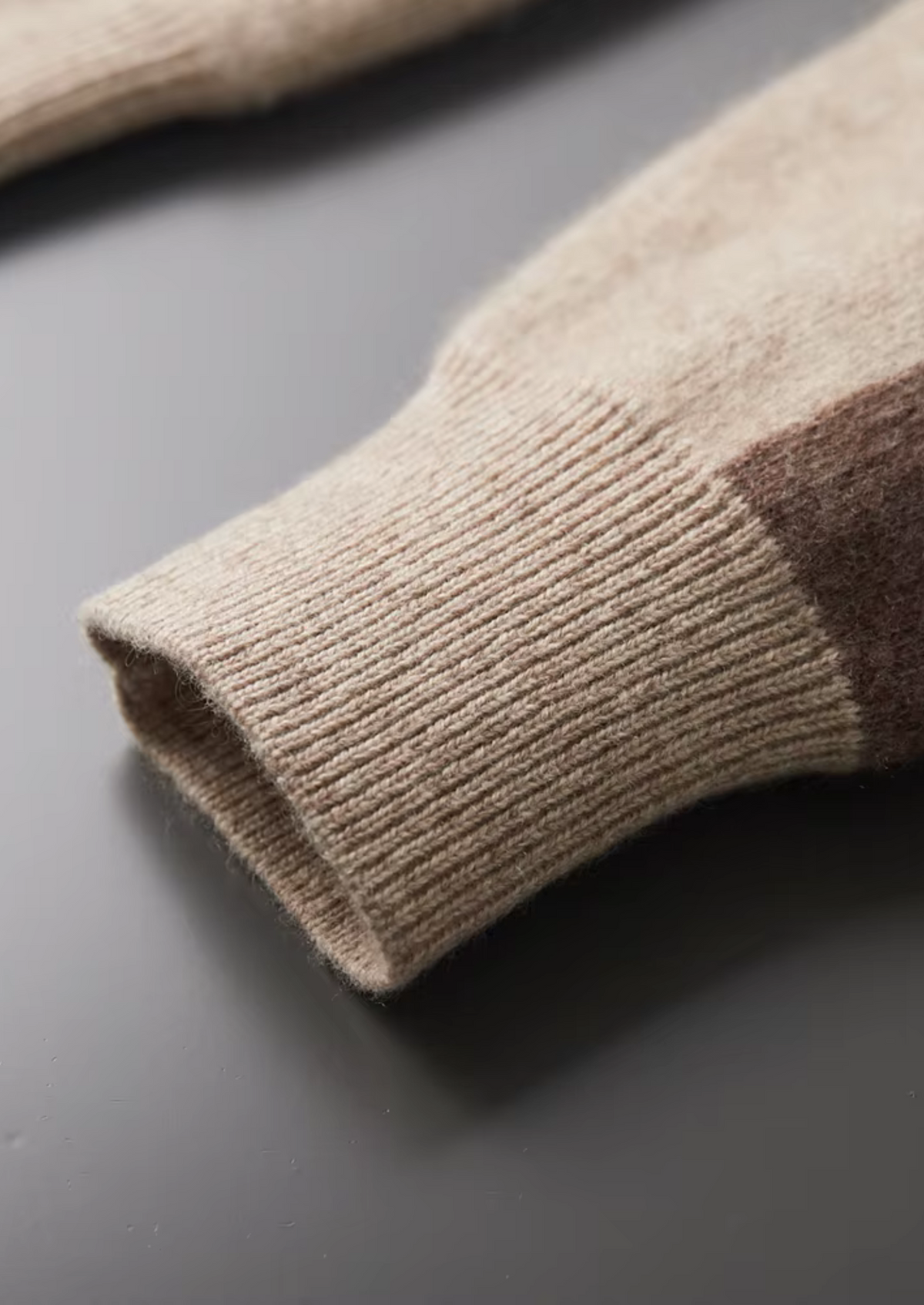 Set da tempo libero in Cashmere Premium Sand Torino