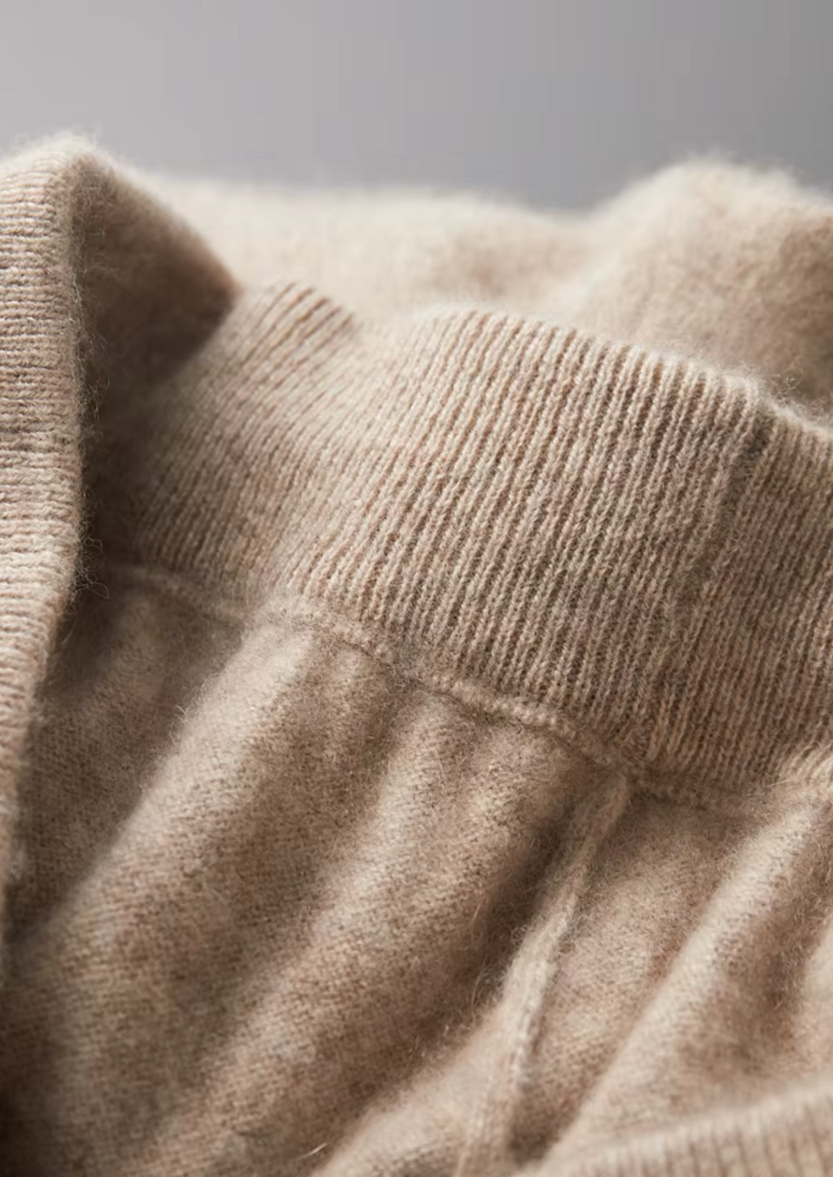 Set da Tempo Libero in Cashmere Premium Sand Wien