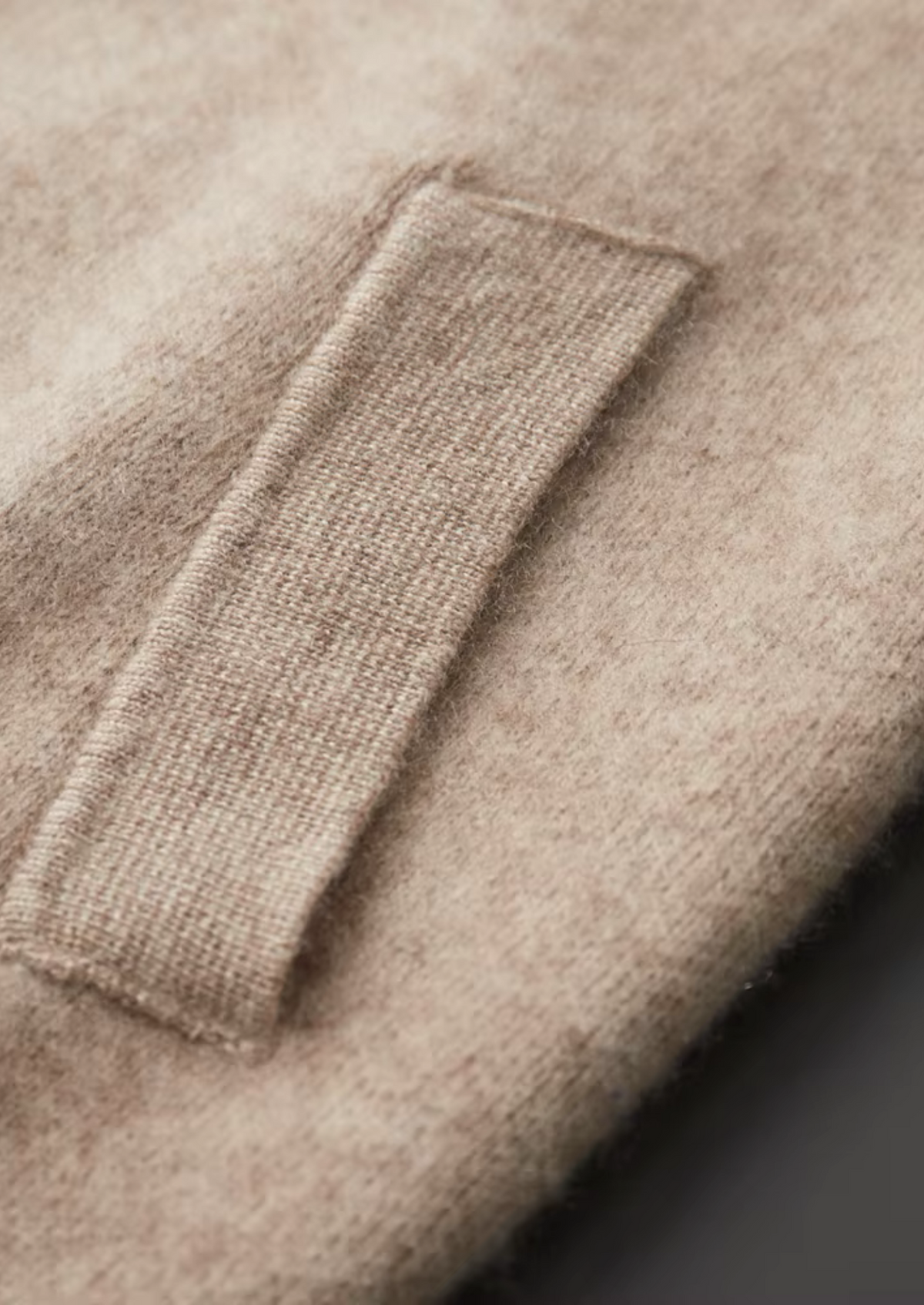 Set da tempo libero in Cashmere Premium Sand Torino