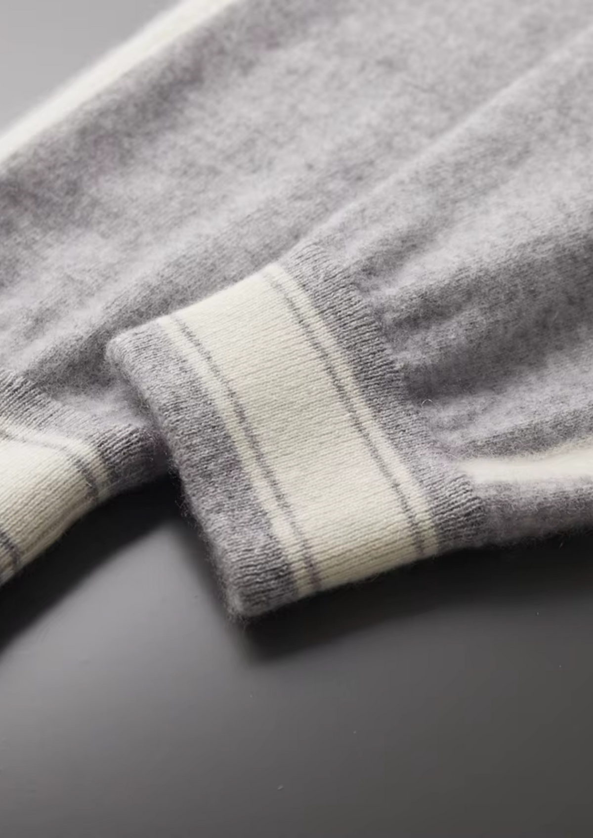 Set da tempo libero in cashmere grigio chiaro premium