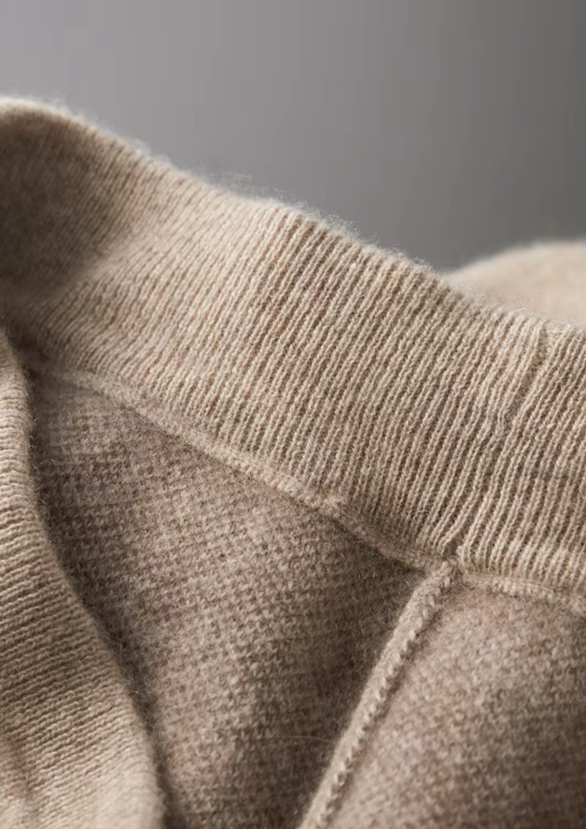 Set da tempo libero in Cashmere Premium Sand Torino