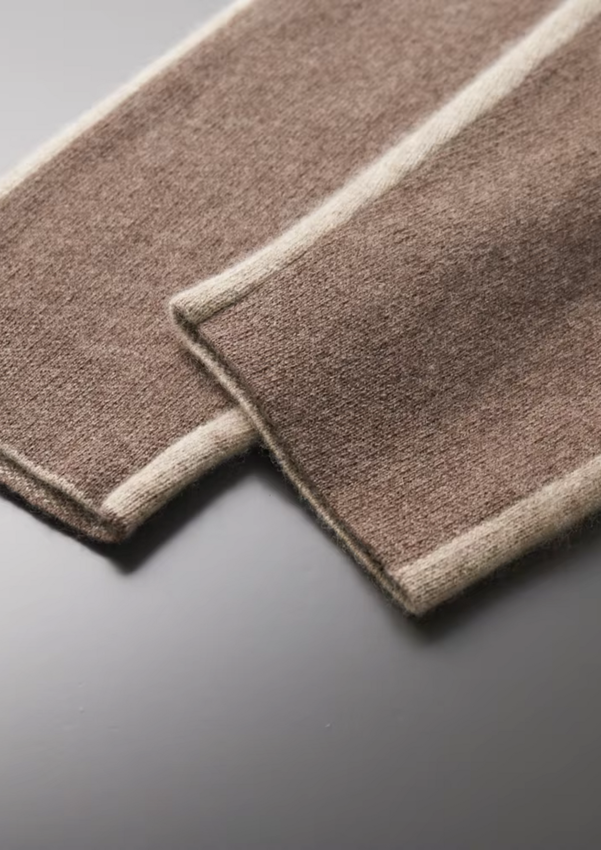 Set da tempo libero in Cashmere Premium Sand Torino