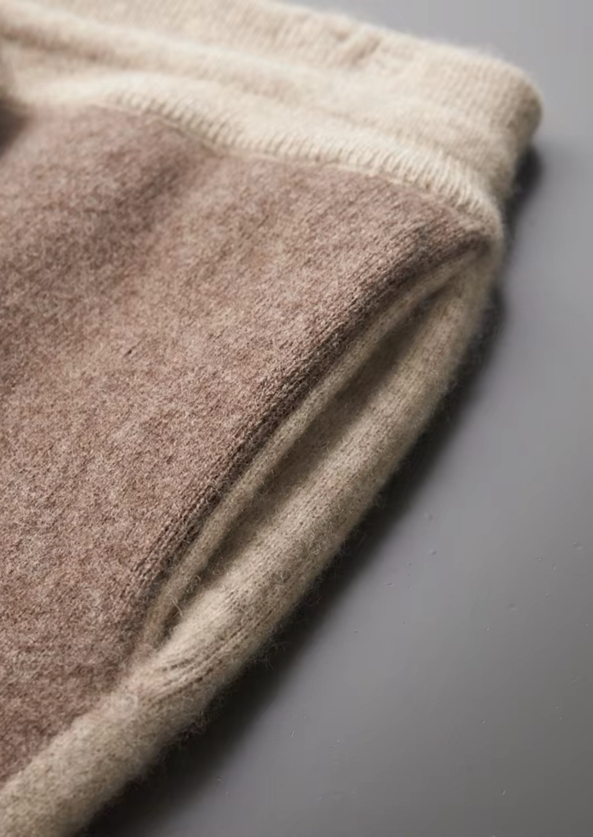 Set da tempo libero in Cashmere Premium Sand Torino