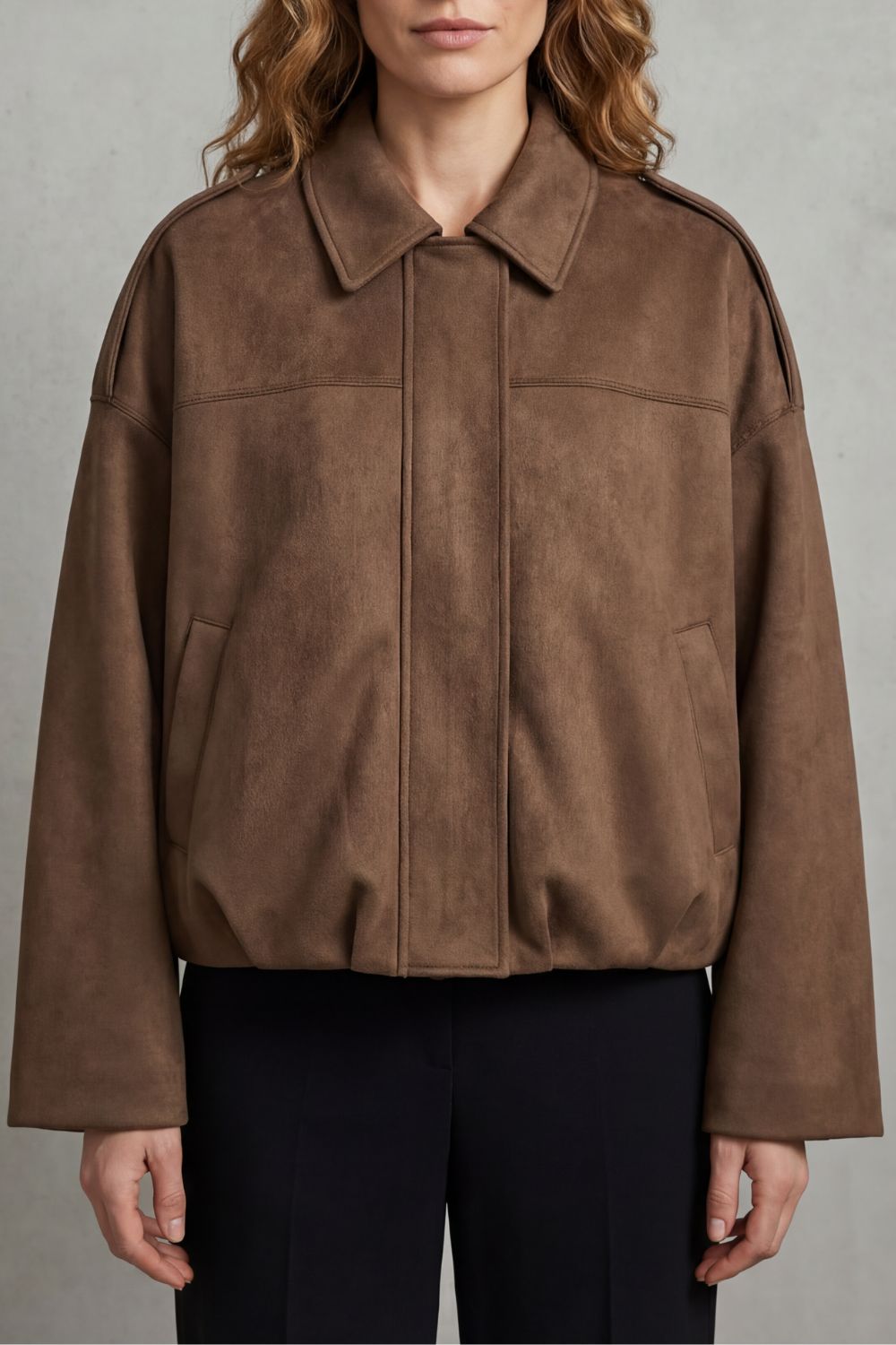 Aurelia | Bomber in Suede dal Volume Scolpito