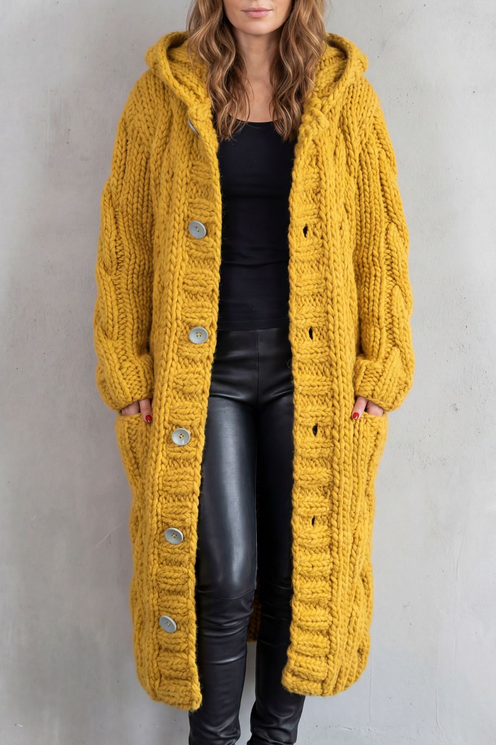 Laura | Cardigan-Cappotto Oversize con Cappuccio e Trecce