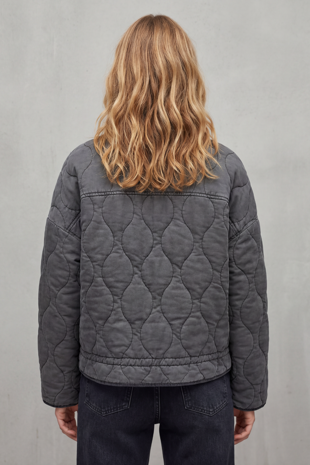 Eleonora | Piumino Trapuntato dalla Linea Elegante
