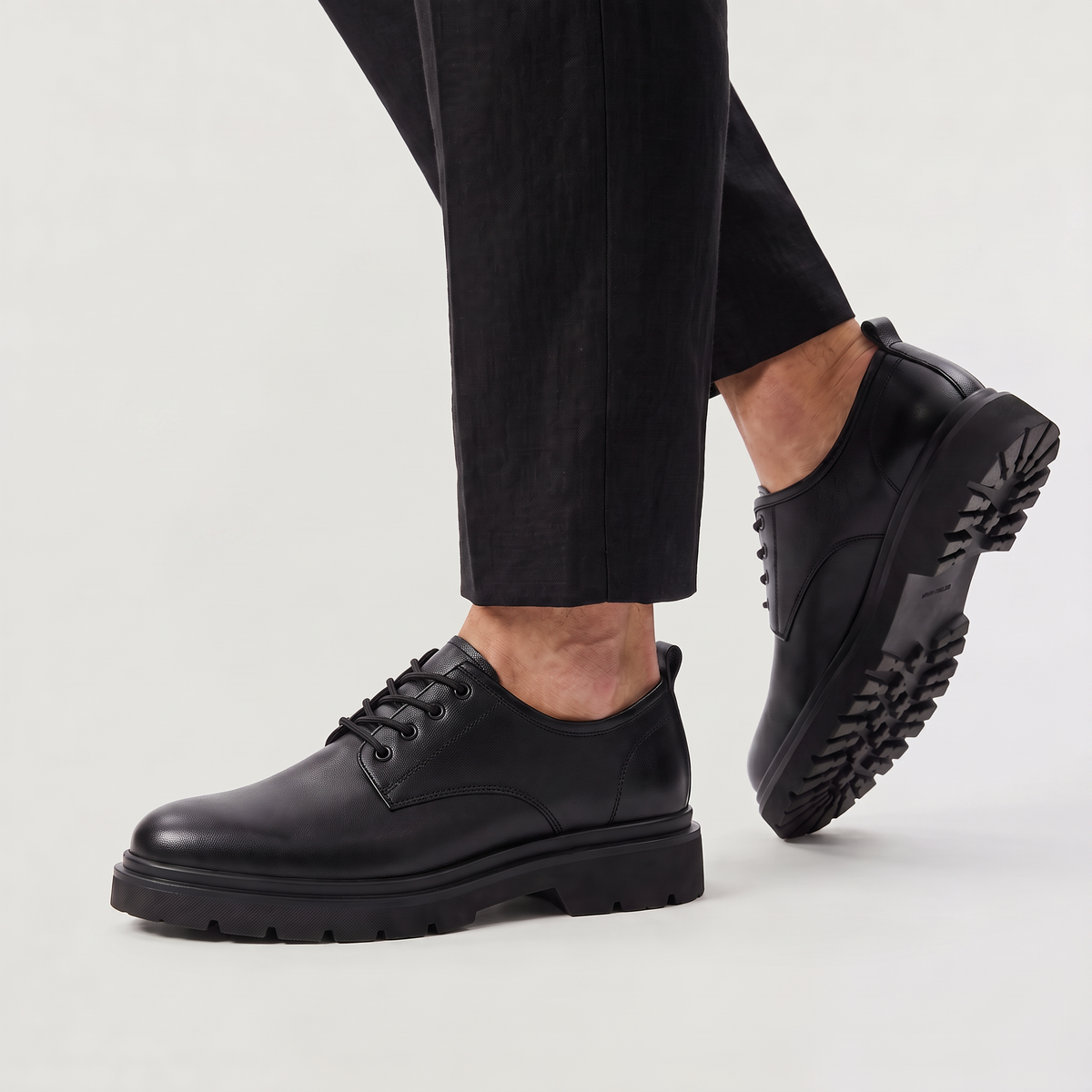 Scarpe Derby da Uomo con Suola Lug Spessa