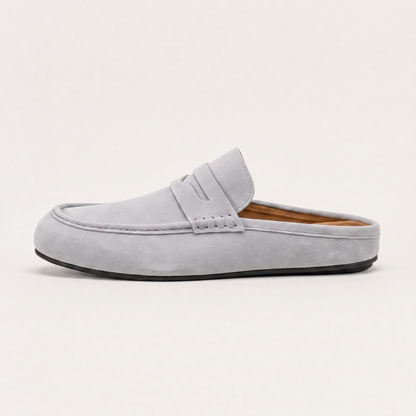 Mocassini senza retro da uomo in look suede