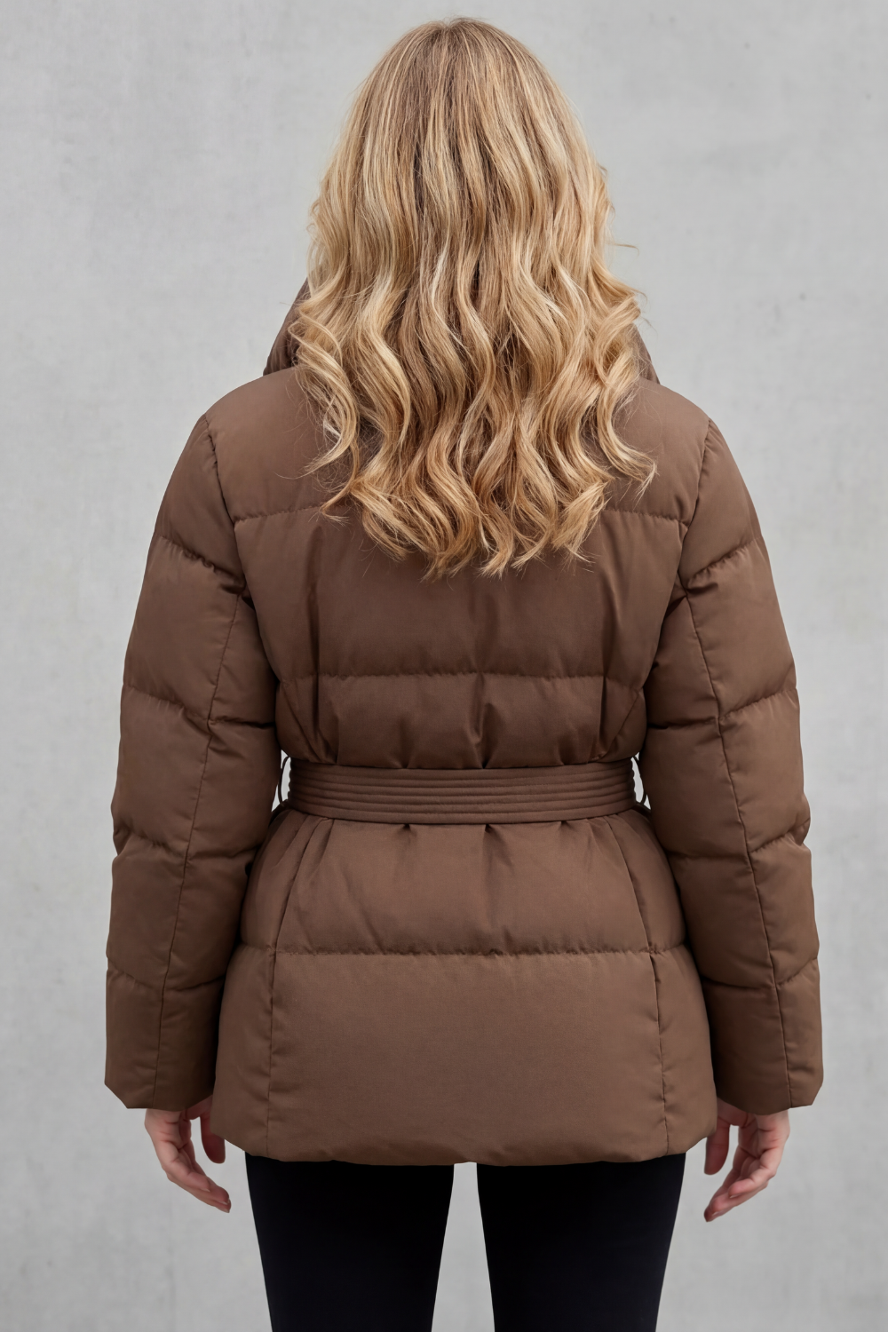 Anastasia | Piumino con Cintura e Collo Oversize