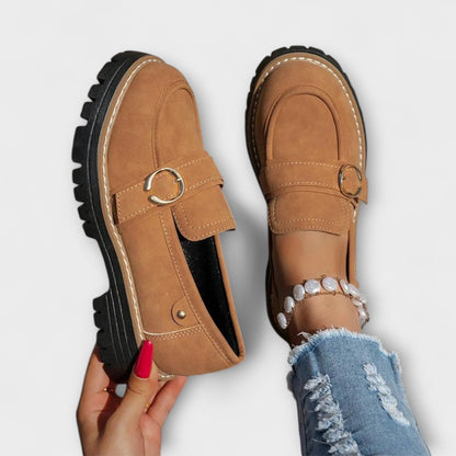 Lora™ | Slip-On Casual con Punta Rotonda