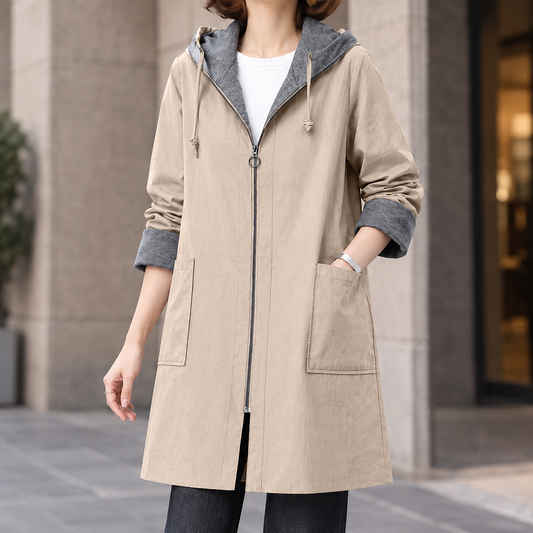 Iole | Cappotto a Mezza Lunghezza con Cappuccio, Zip e Tasche a Toppa