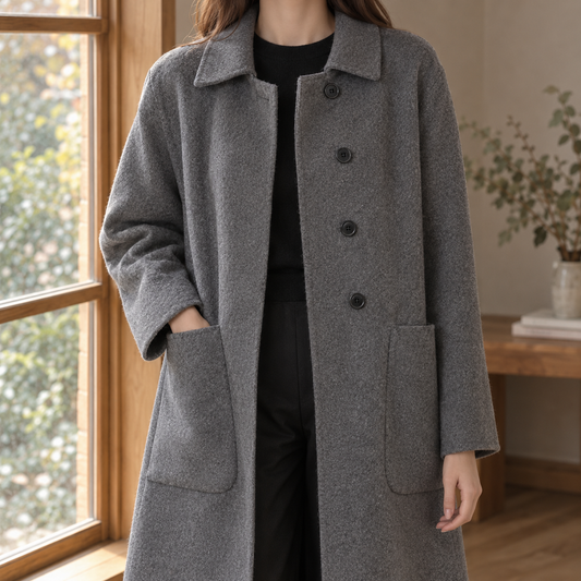 Barbara | Cappotto Lungo Monopetto in Lana con Tasche a Toppa