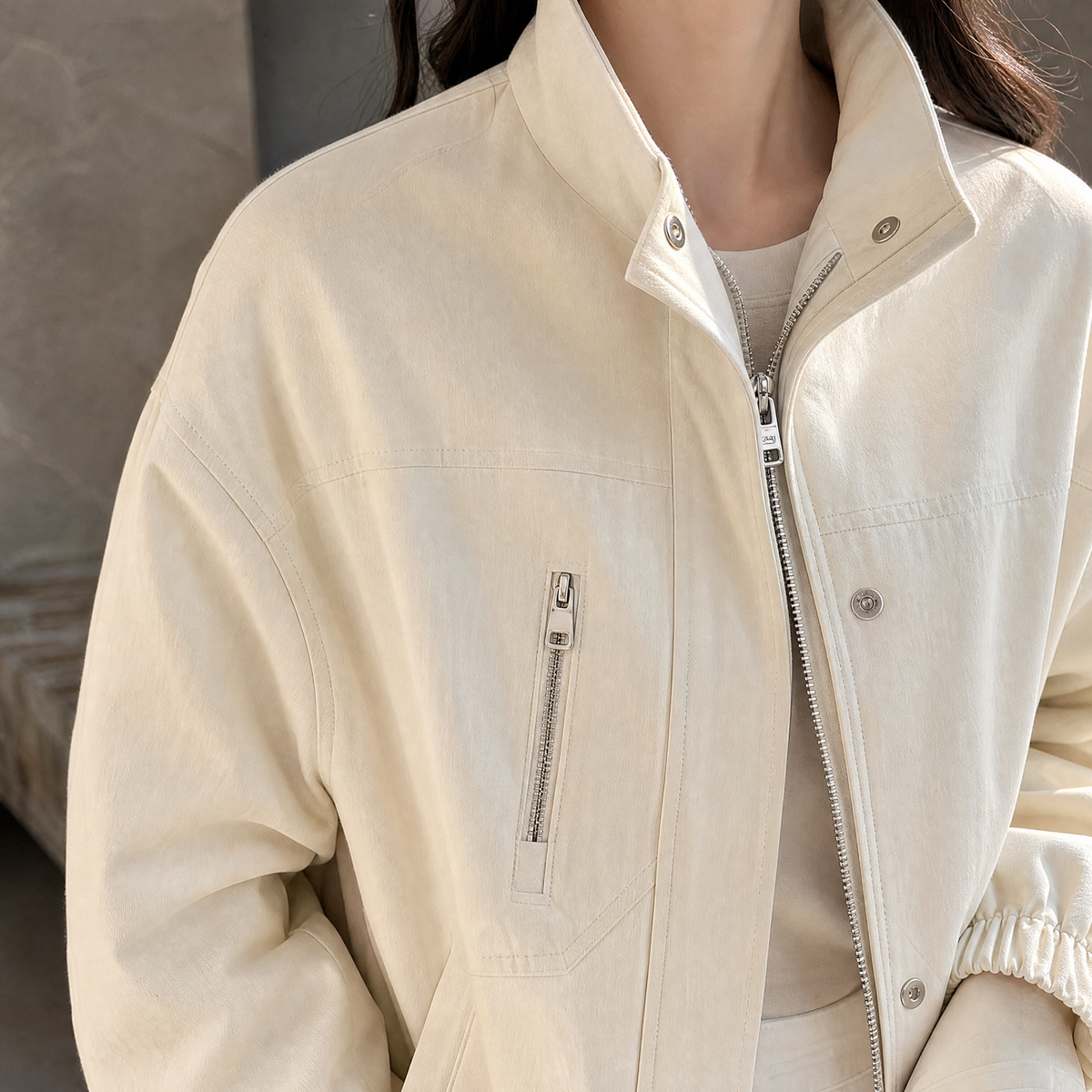 Alba | Giacca Utility Corta con Zip e Collo Alto