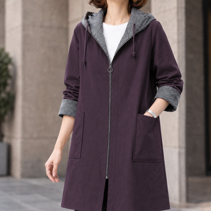 Iole | Cappotto a Mezza Lunghezza con Cappuccio, Zip e Tasche a Toppa
