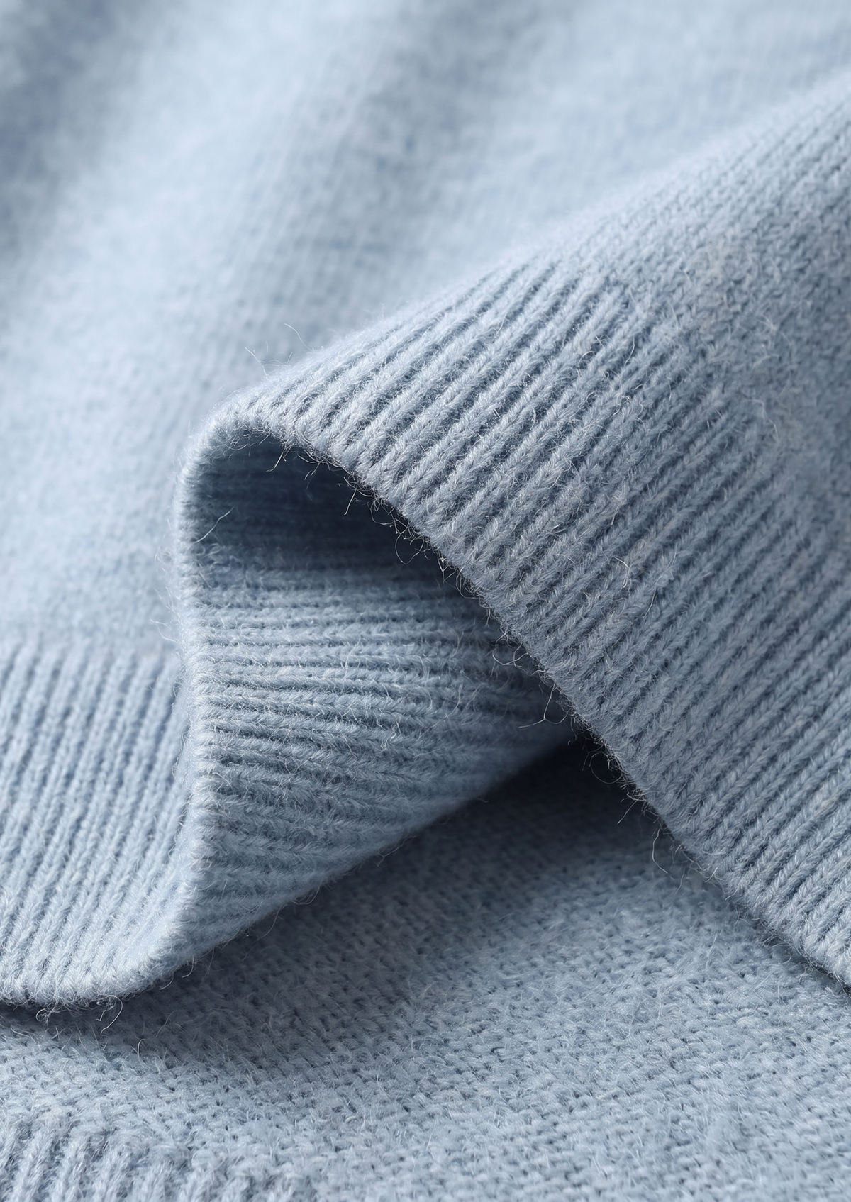 Set Luzzo in Extra-Fine Lana Merino Azzurro