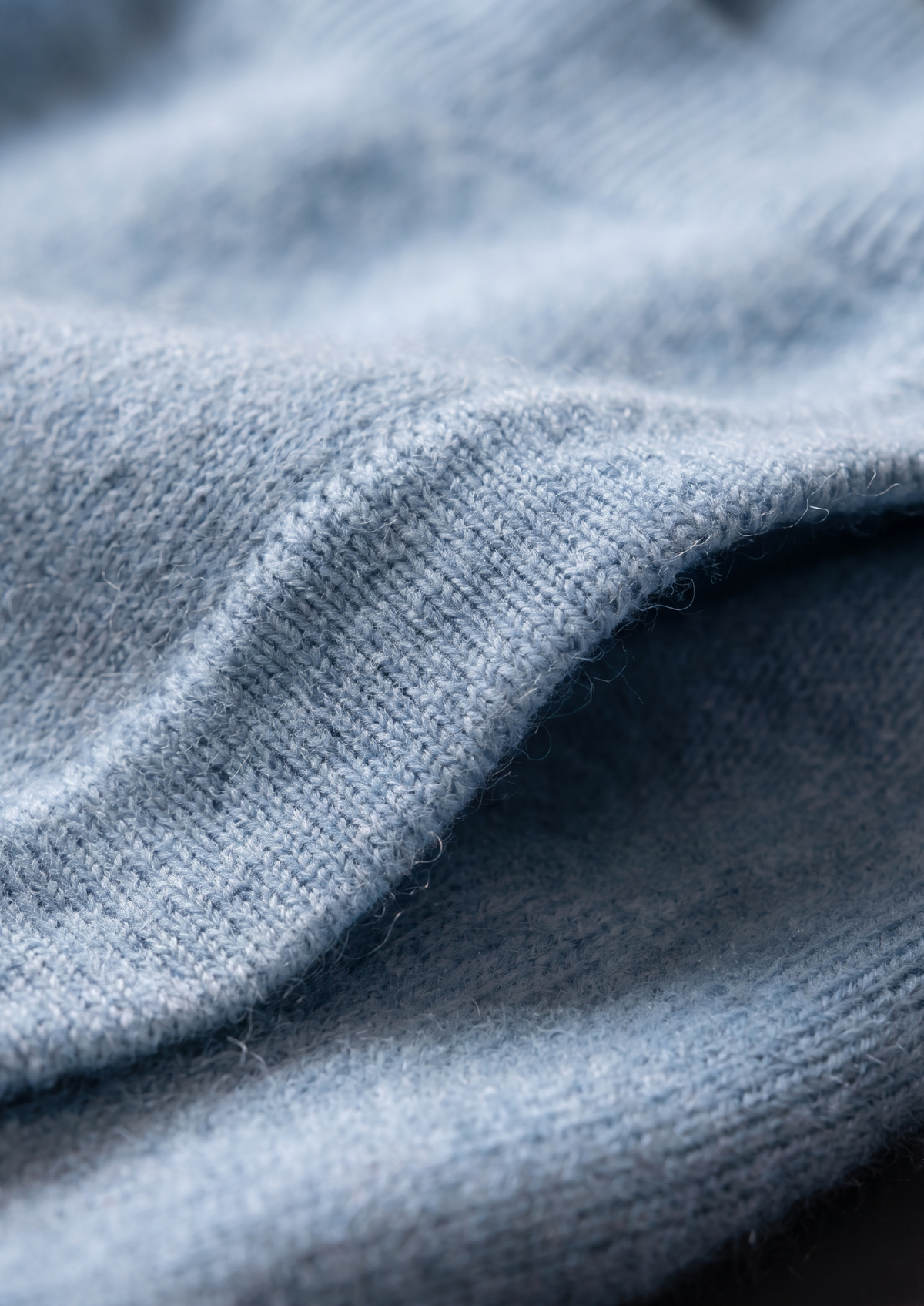 Set Luzzo in Extra-Fine Lana Merino Azzurro