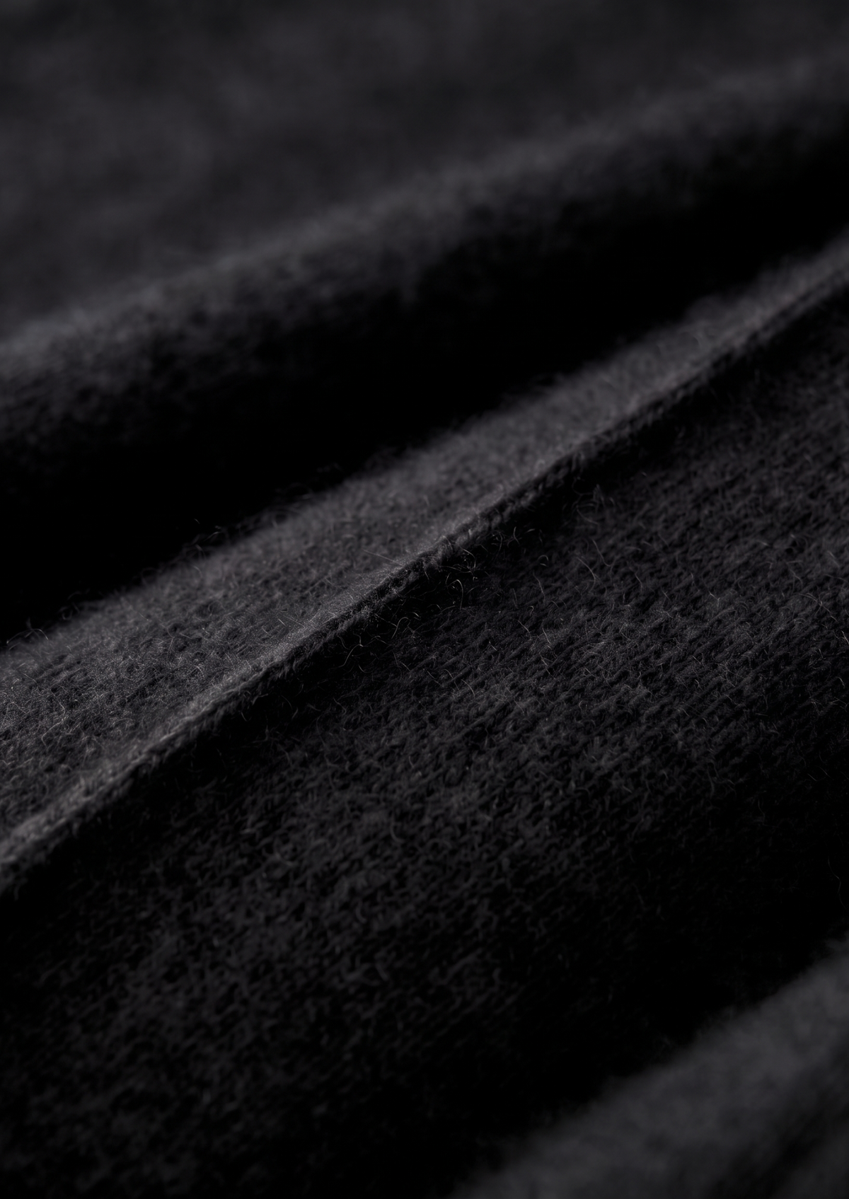 Set Luzzo in Merino Extra-fine Nero